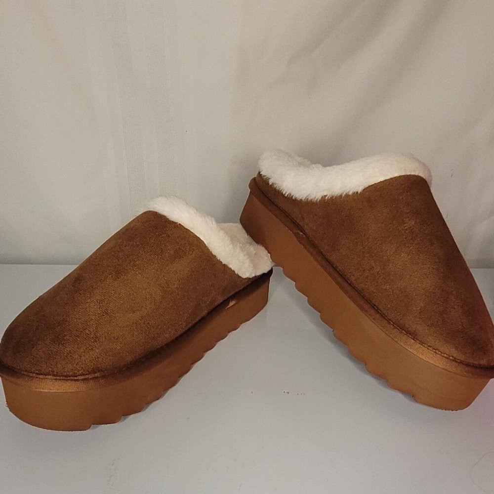New Women's Sz 7/8 Brown/White Faux Fur Lined Suede Chunky Platform Clogs Mules
